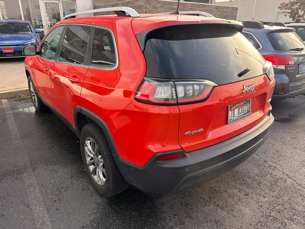 Used 2021 Jeep Cherokee Latitude Plus AWD/4WD image 4