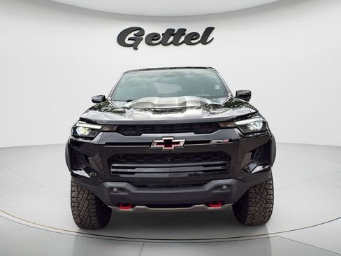 Used 2023 Chevrolet Colorado ZR2 w/ ZR2 Convenience Package III AWD/4WD image 2