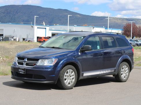 Used 2018 Dodge Journey SE w/ Connectivity Group image 7