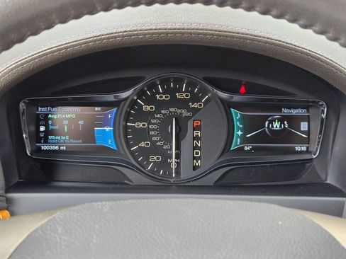 Used 2012 Lincoln MKX FWD image 23