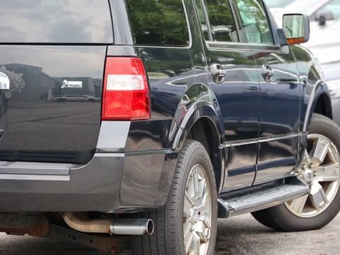 Used 2010 Ford Expedition Limited AWD/4WD image 26