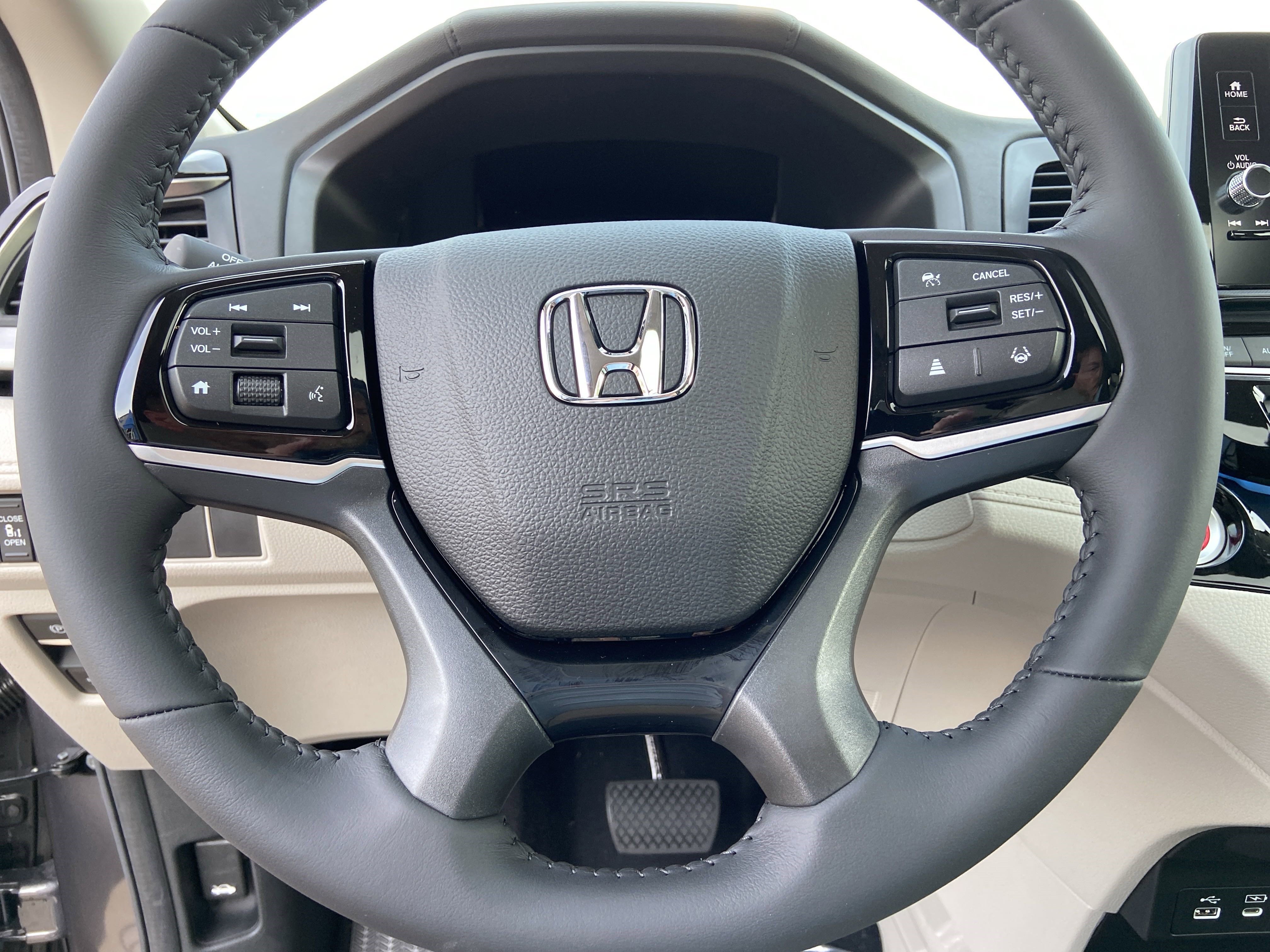 New 2027 Honda Odyssey Touring image 31