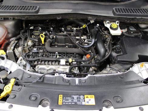 Used 2019 Ford Escape SE FWD image 38