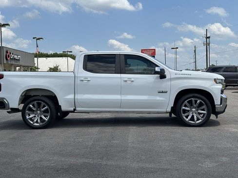 Used 2021 Chevrolet Silverado 1500 LT w/ Convenience Package II image 4
