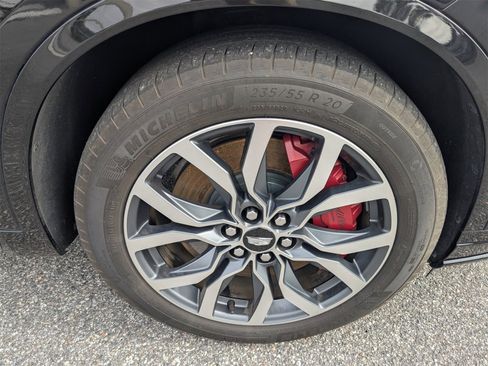 Used 2023 Cadillac XT6 Sport w/ Platinum Package image 11