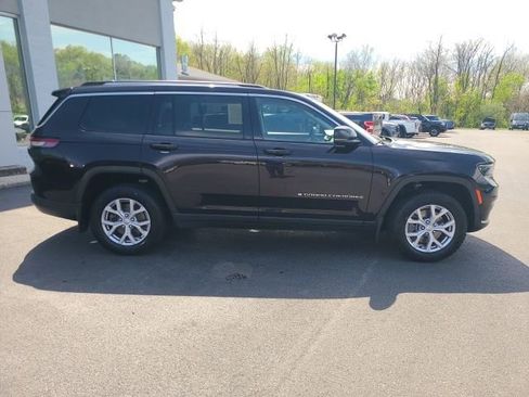 Used 2022 Jeep Grand Cherokee L Limited image 6