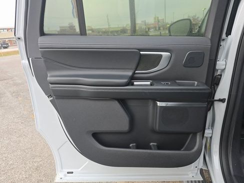 New 2025 Ford Expedition Max Platinum w/ Stealth Performance Package image 19