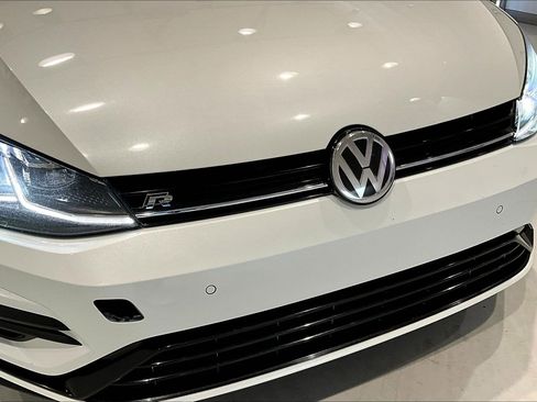 Used 2019 Volkswagen Golf R 4-Door AWD/4WD image 32