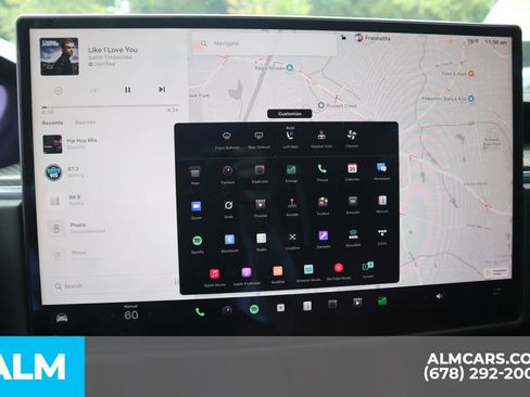 Used 2022 Tesla Model X Plaid image 35