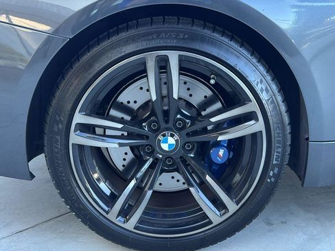 Used 2016 BMW M4 Convertible image 22