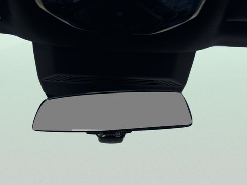 Used 2023 BMW 740i image 81