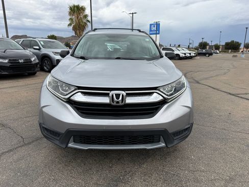 Used 2017 Honda CR-V LX image 2
