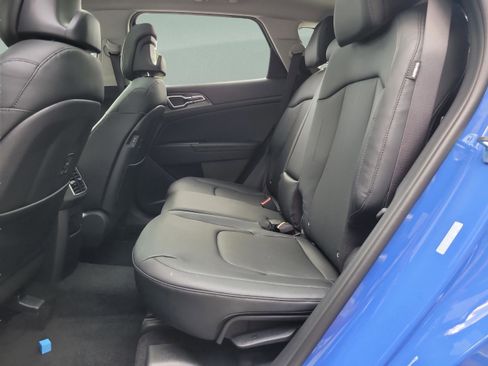 New 2026 Kia Sportage SX FWD image 30