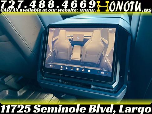 Used 2024 Tesla Cybertruck AWD Crew Cab image 22