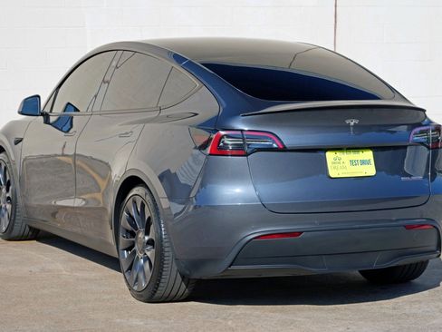 Used 2022 Tesla Model Y Performance AWD/4WD image 50