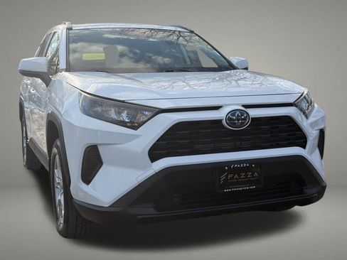 Used 2019 Toyota RAV4 LE image 8