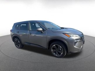 Used 2025 Nissan Rogue SV AWD/4WD video 2