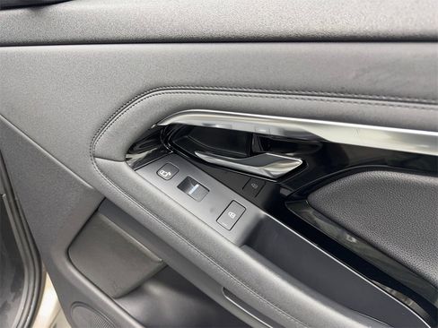 Used 2021 Land Rover Range Rover Evoque R-Dynamic SE image 49