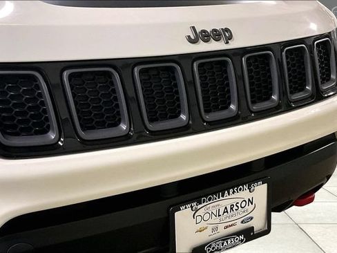 Used 2021 Jeep Compass Trailhawk w/ Sun and Sound Group AWD/4WD image 10