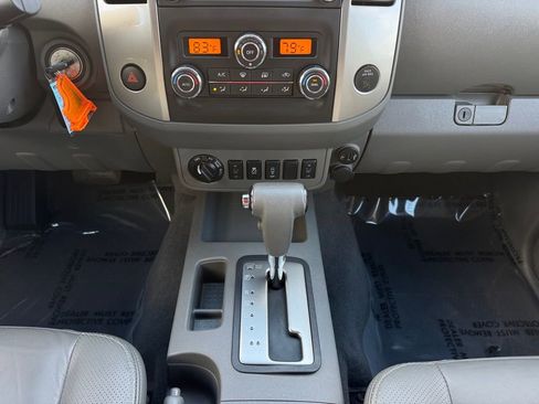 Used 2019 Nissan Frontier SL image 24