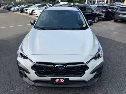 Used 2024 Subaru Crosstrek 2.0i Premium AWD/4WD image 2
