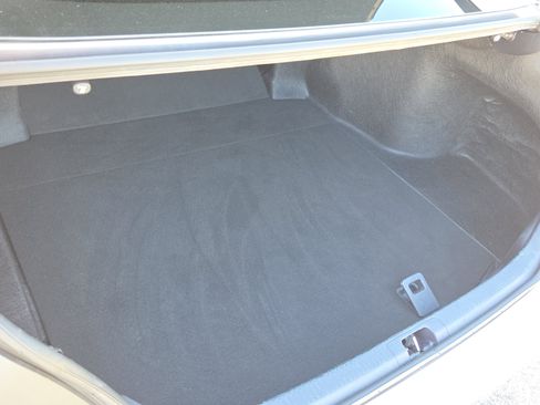 Used 2024 Toyota Camry SE image 31