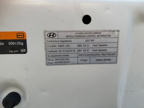 Used 2017 Hyundai Elantra SE image 26