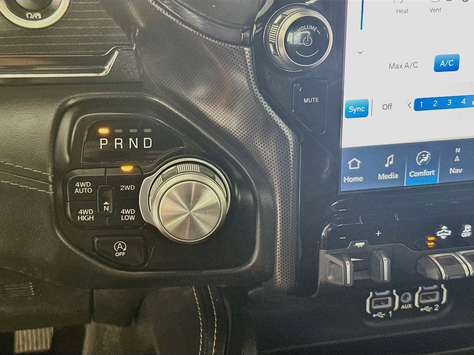 Used 2023 RAM 1500 Limited AWD/4WD image 17