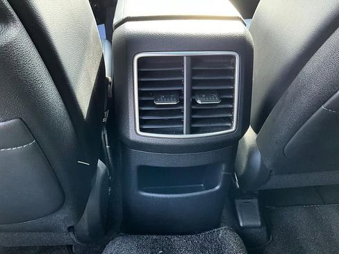 Used 2025 Kia Sportage X-Line w/ Premium Package AWD/4WD image 30