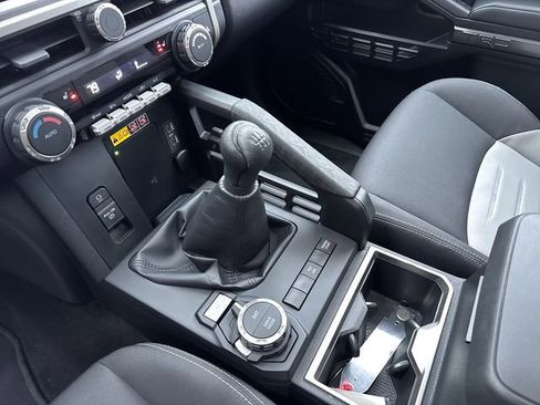 Certified 2024 Toyota Tacoma TRD Off-Road w/ TRD Off Road Upgrade Package image 25