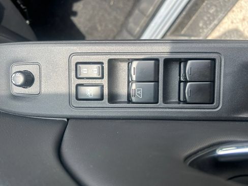 Used 2023 Nissan Frontier PRO-4X AWD/4WD image 17