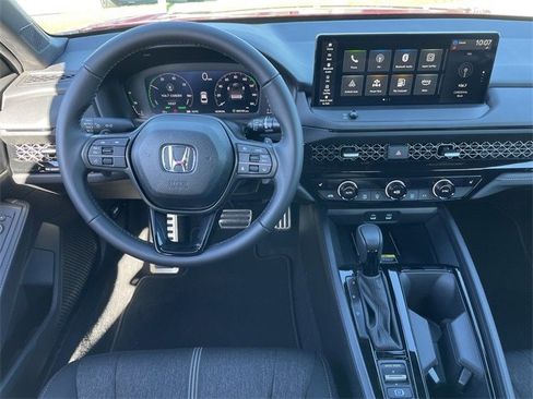 Certified 2025 Honda Accord Sport image 11