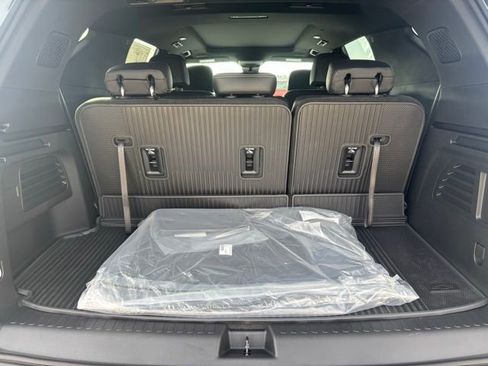 New 2026 Chevrolet Traverse LT image 10