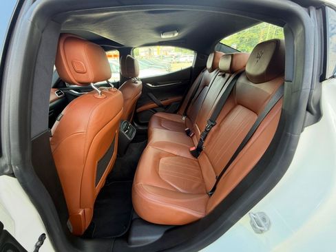 Used 2017 Maserati Ghibli S RWD image 12