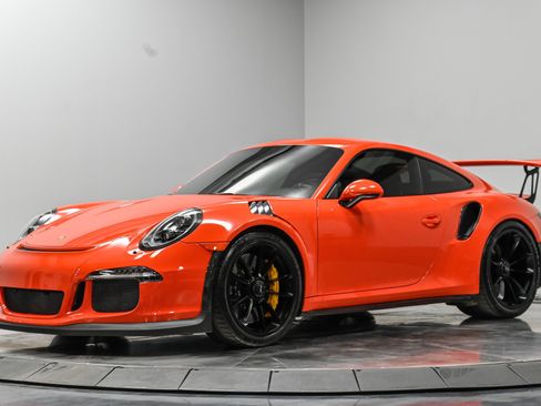 Used 2016 Porsche 911 GT3 RS RWD image 2