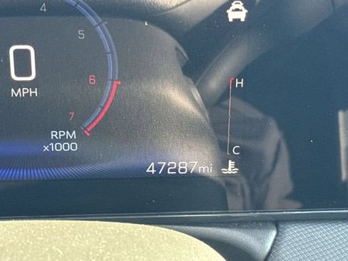 Used 2025 Chevrolet TrailBlazer LT AWD/4WD image 15