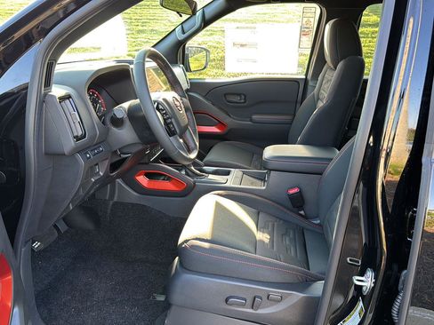 New 2026 Nissan Frontier Pro-X w/ Pro-X Convenience Package image 8