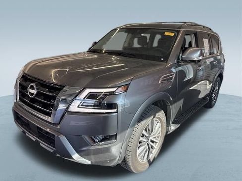 Used 2023 Nissan Armada SL w/ Captain's Chairs Package AWD/4WD image 4