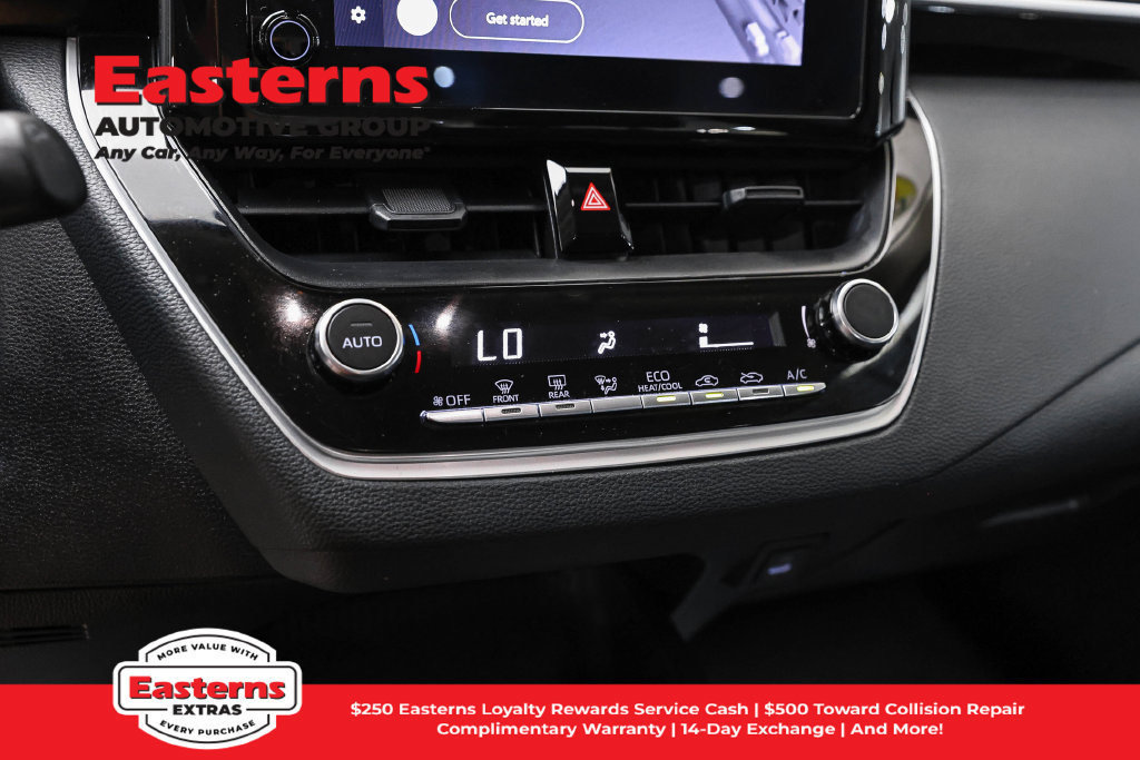 Used 2025 Toyota Corolla LE FWD image 20