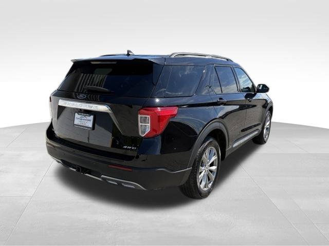 Used 2023 Ford Explorer XLT w/ Equipment Group 202A AWD/4WD image 2
