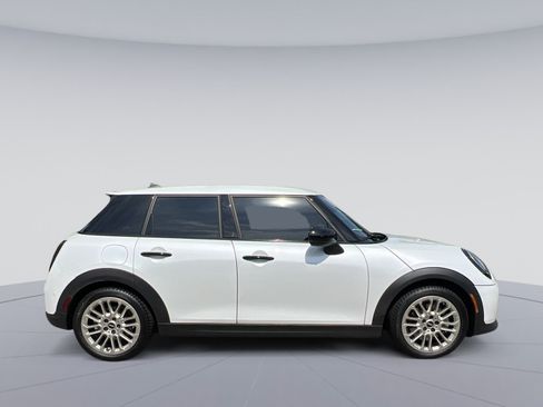 Used 2025 MINI Cooper S FWD image 10