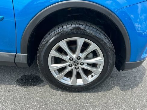 Used 2016 Toyota RAV4 Limited FWD image 33