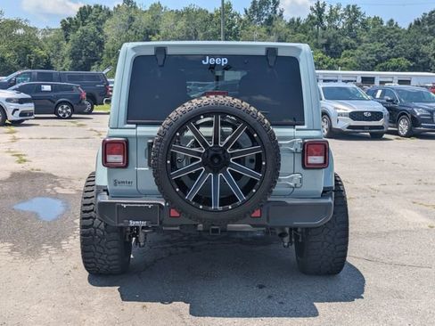 Used 2023 Jeep Wrangler Unlimited Sahara AWD/4WD image 4