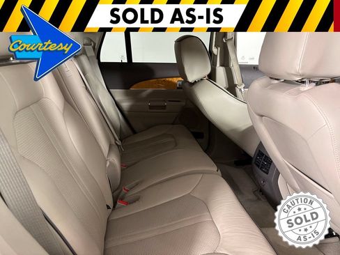 Used 2013 Lincoln MKX AWD image 17