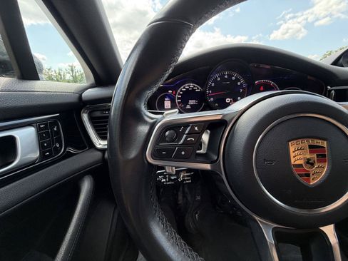 Used 2018 Porsche Panamera 4S AWD/4WD image 18