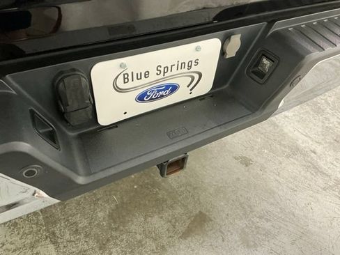 Used 2023 Ford F150 Lariat w/ Equipment Group 502A High AWD/4WD image 7
