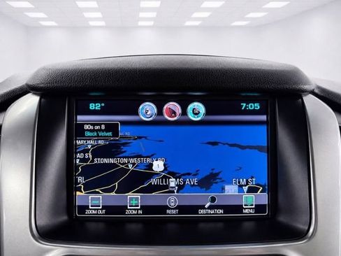 Used 2015 Chevrolet Tahoe LTZ AWD/4WD image 30