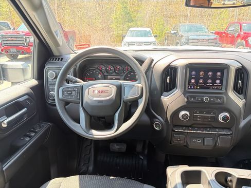 New 2026 GMC Sierra 2500 Pro AWD/4WD image 14