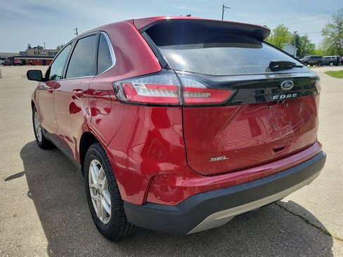Certified 2023 Ford Edge SEL w/ Convenience Package AWD/4WD image 4