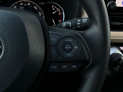 New 2025 Toyota RAV4 XLE image 33